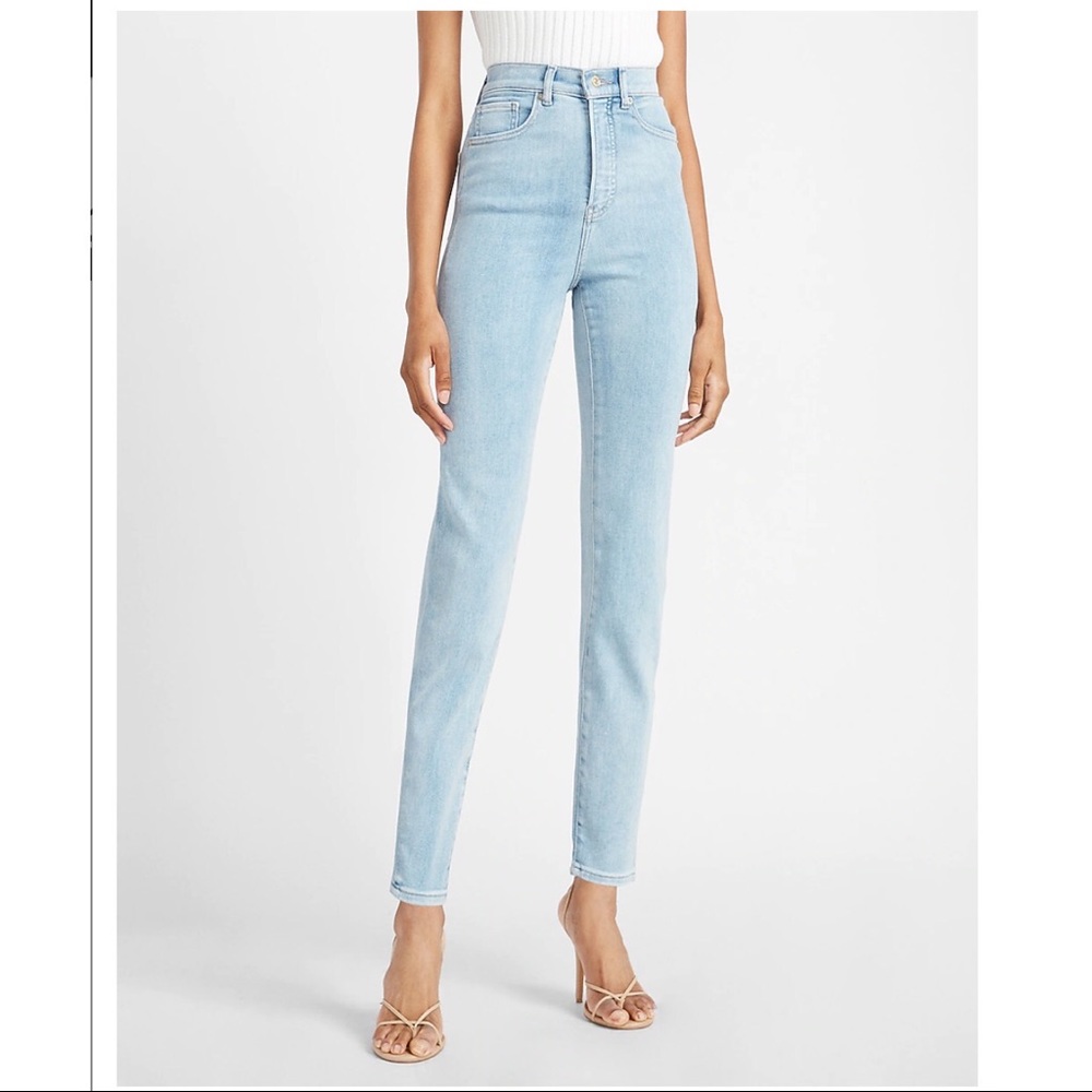 EXPRESS Super High Waisted Light Wash Slim Jeans 4 regular